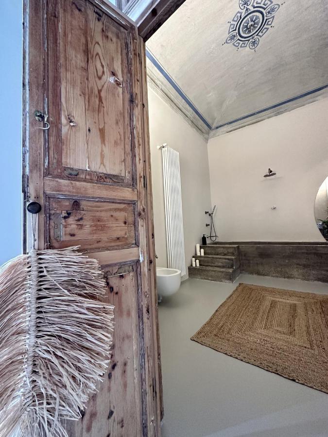 Casa Guilla_Alla Cattedrale Palermo Exterior foto